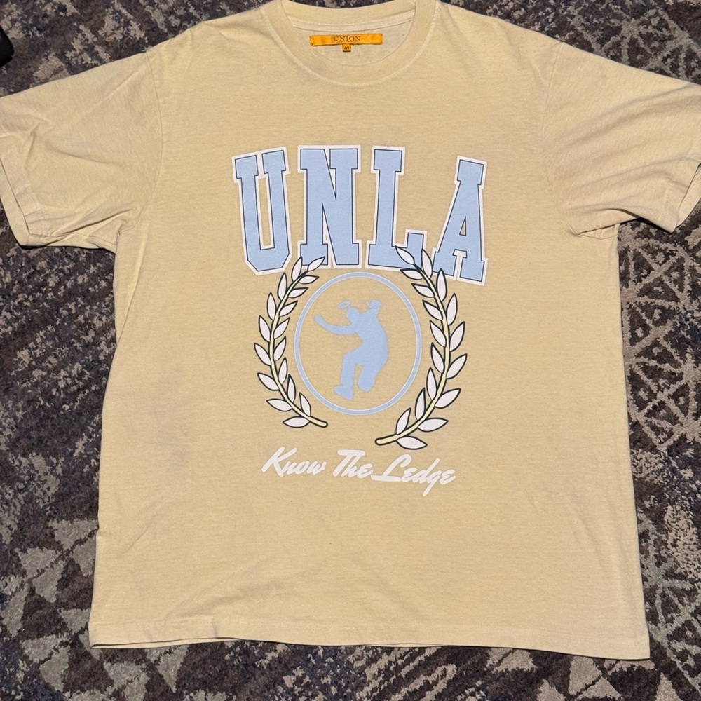 UNION LA Beige Graphic Tee
